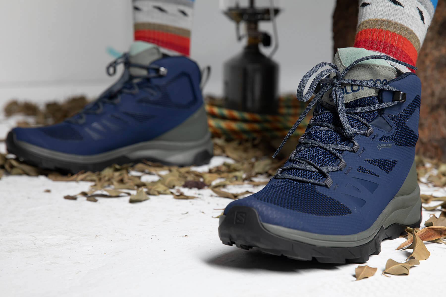 2-Salomon-OUTLINE-GTX